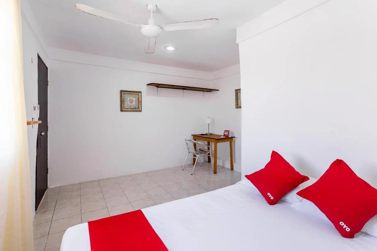 بلايا ديل كارمن Oyo Hotel Posada Roma