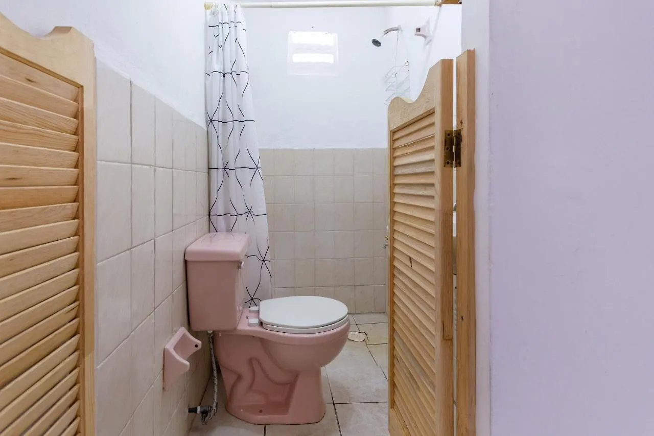 بلايا ديل كارمن Oyo Hotel Posada Roma بلايا ديل كارمن